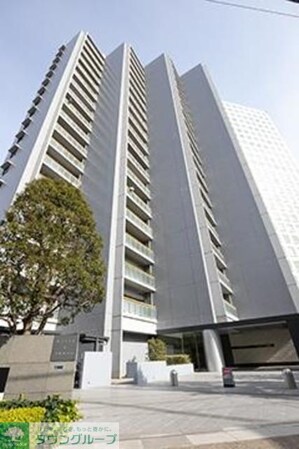 リバー&タワーの物件外観写真